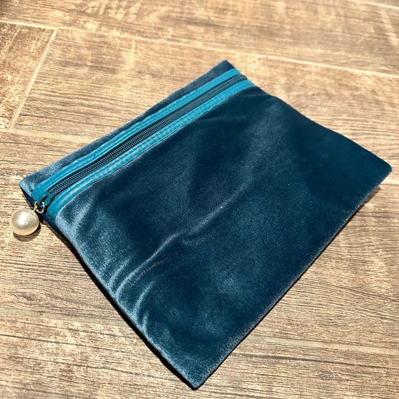 Bag - Picture 2 of 2